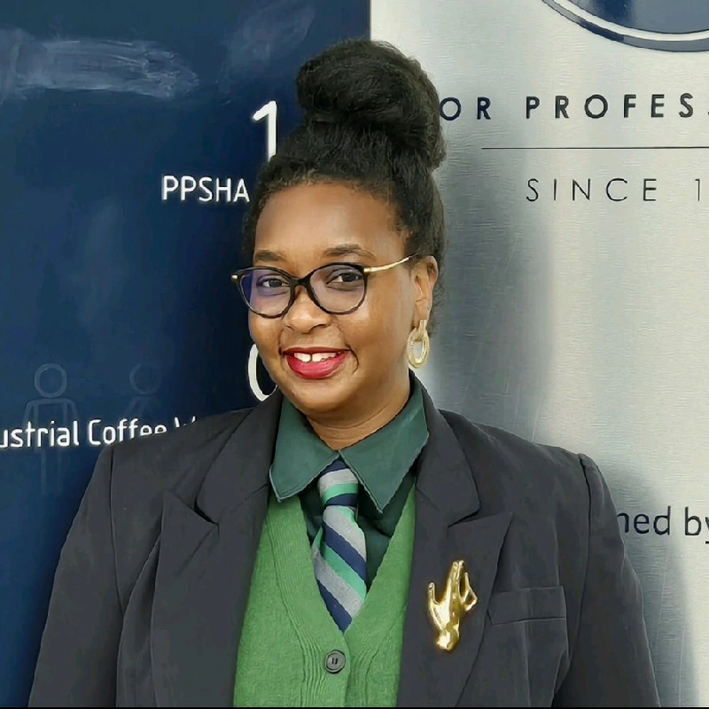 Dr. Neide Cossa
